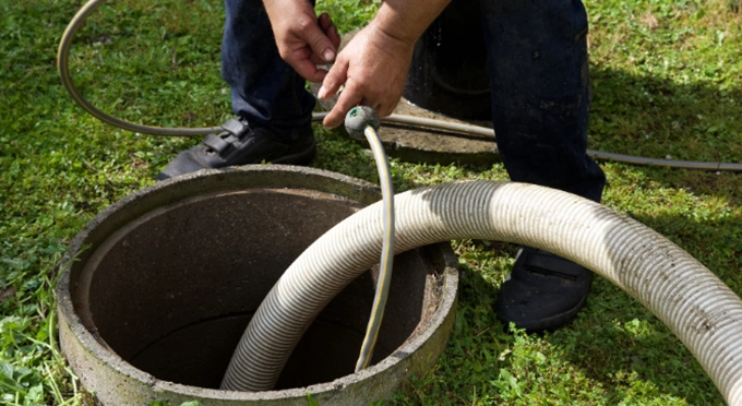 septic tank repair technician